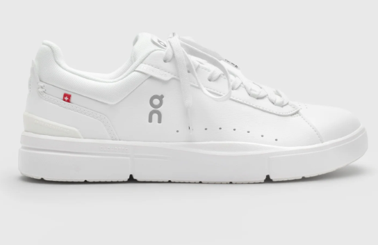 On Running Women's Cloudnova Sneaker