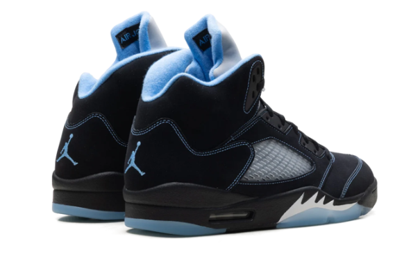 Air Jordan 5 Low 'Black/University Blue' (2026) — DD0587-008