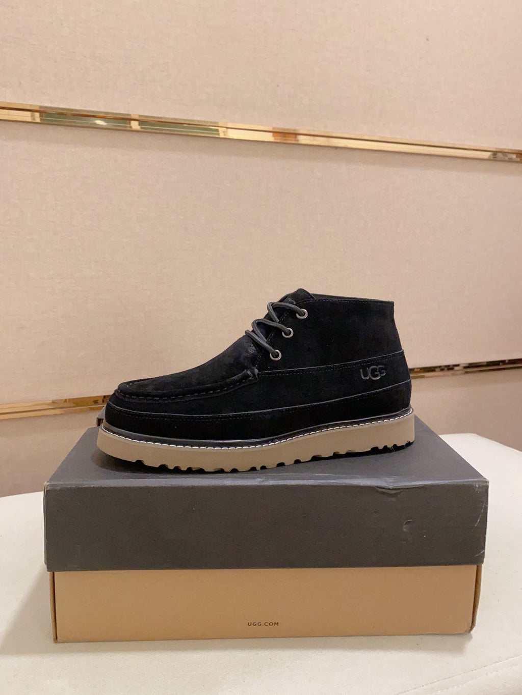 Men's Moc-Toe Suede Chukka Boots — Black