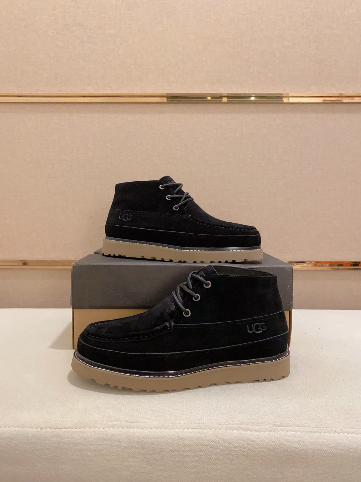Men's Moc-Toe Suede Chukka Boots — Black