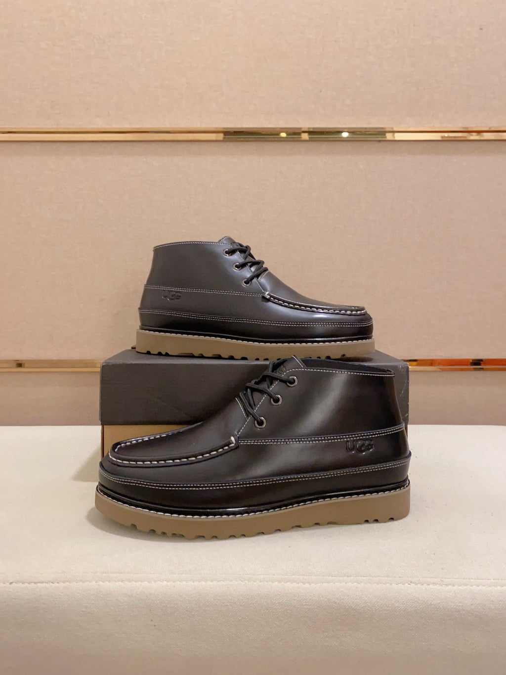Men's Moc-Toe Leather Chukka Boots — Black