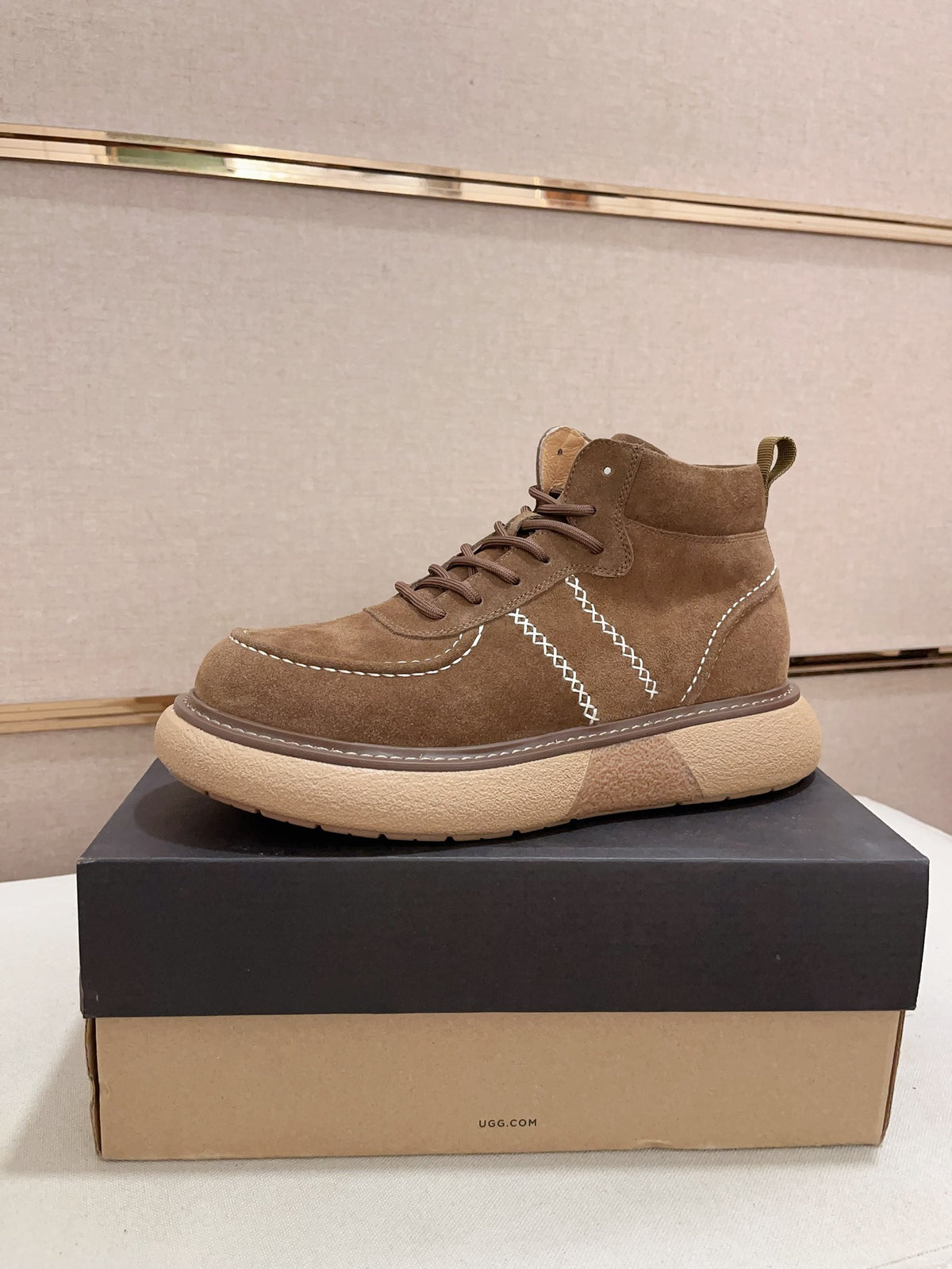 Men's Suede Mid-Top Hiking Sneaker Boots — Khaki