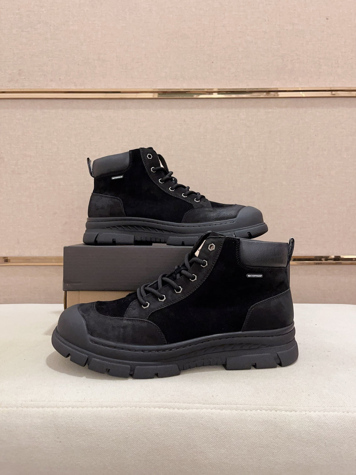 Men's Waterproof Lace-Up Leather Boots — Black