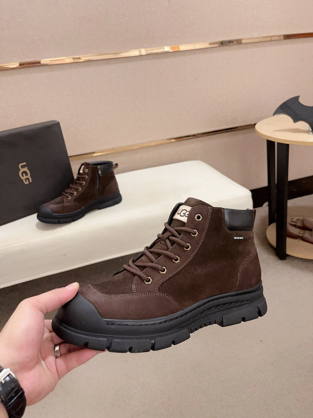 Men's Waterproof Lace-Up Leather Boots