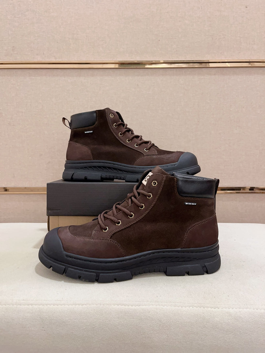 Men's Waterproof Lace-Up Leather Boots