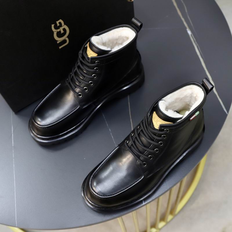 UGG Men's Black Leather Shearling-Lined Ankle Boots