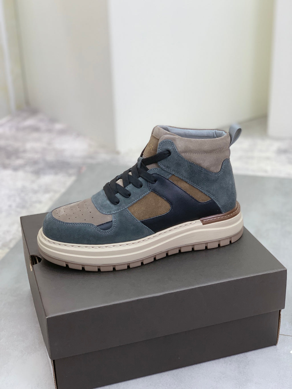 UGG Colorblock Lace-Up High-Top Sneaker — Slate, Taupe & Black | EU 39–44
