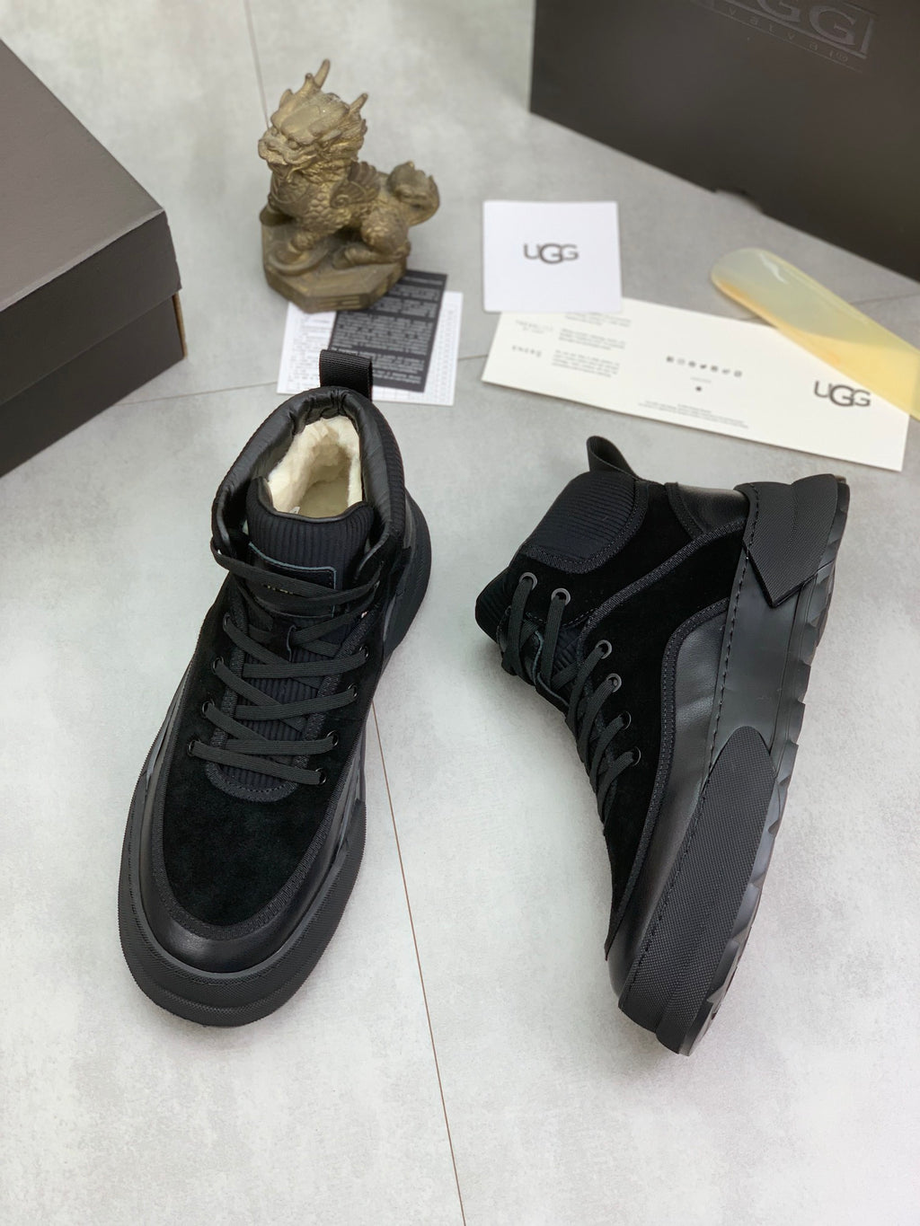 UGG Knit-Collar Lace-Up Boot-Sneaker — Onyx Black | EU 39–44