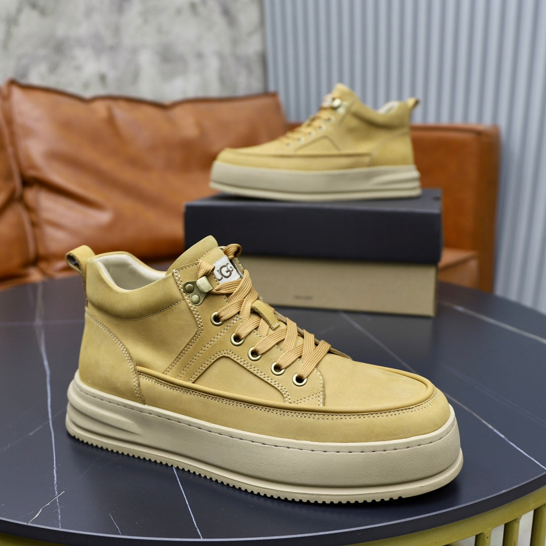 UGG Sherpa-Lined Mid-Top Sneaker — Wheat | EU 39–44