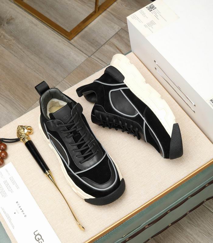 UGG Runner Low-Top Sneaker — Black/Grey | EU 39–44