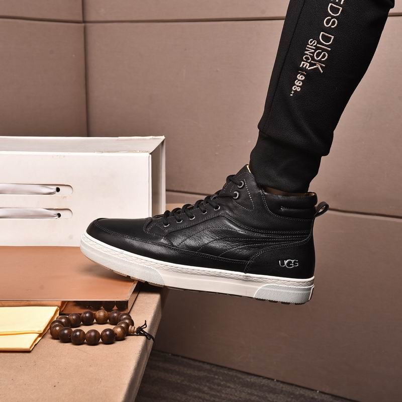 UGG Court Mid-Top Sneaker — Black Leather | EU 39–44