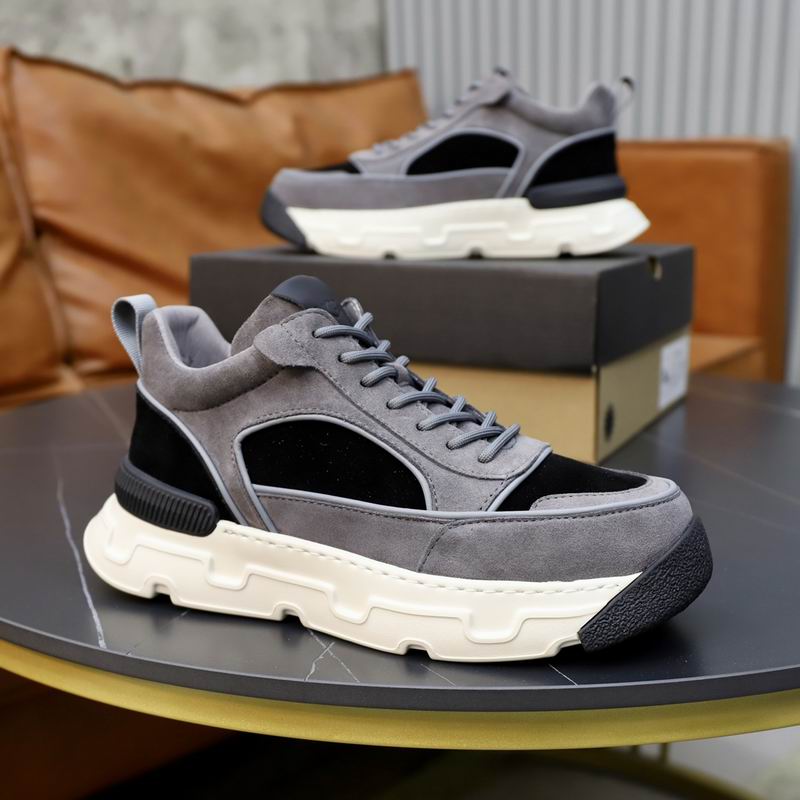 UGG Chunky Low-Top Sneaker — Grey & Black