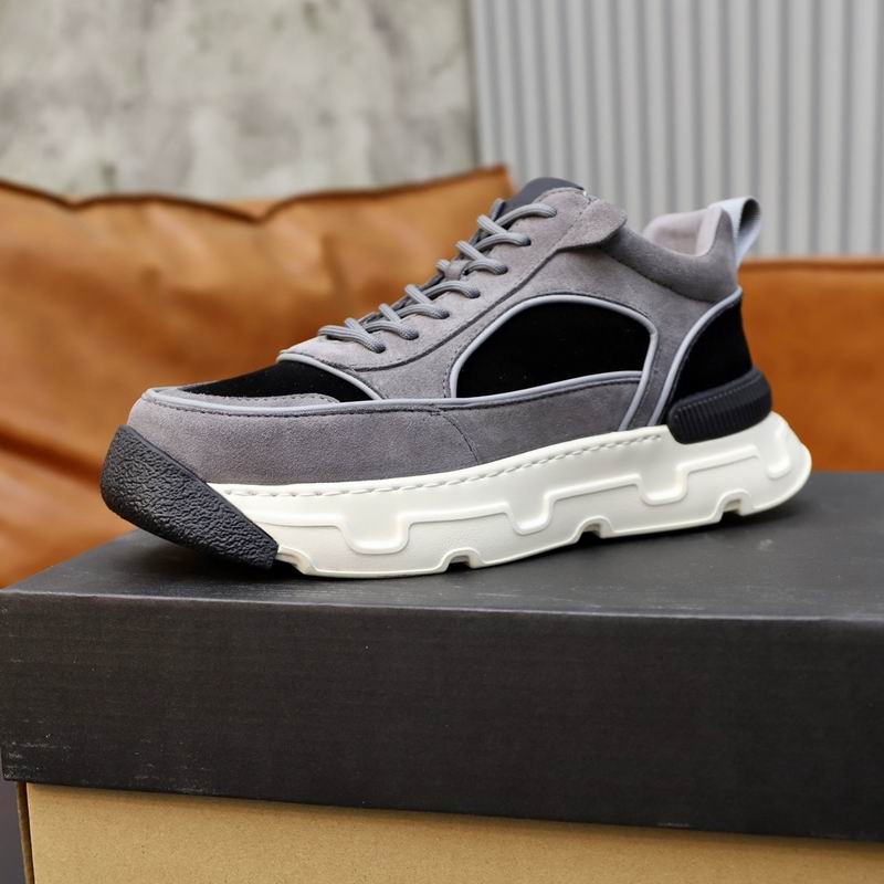 UGG Chunky Low-Top Sneaker — Grey & Black