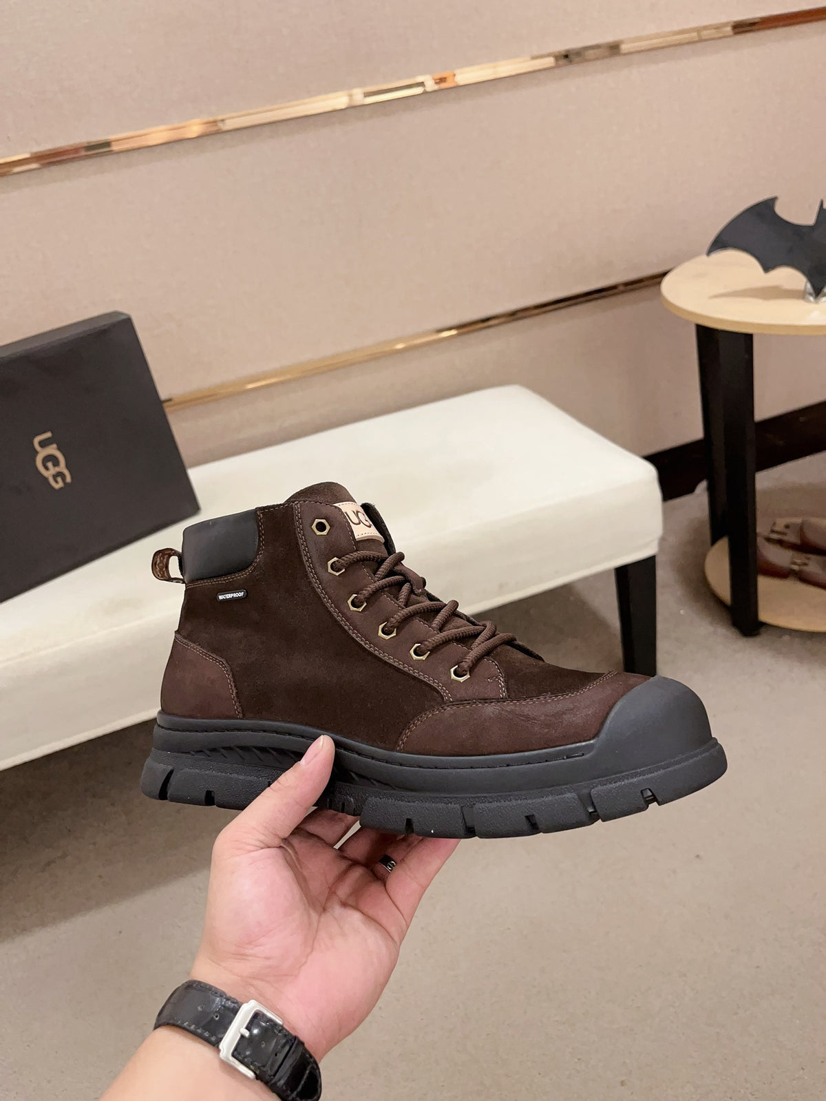 Men's Waterproof Lace-Up Leather Boots